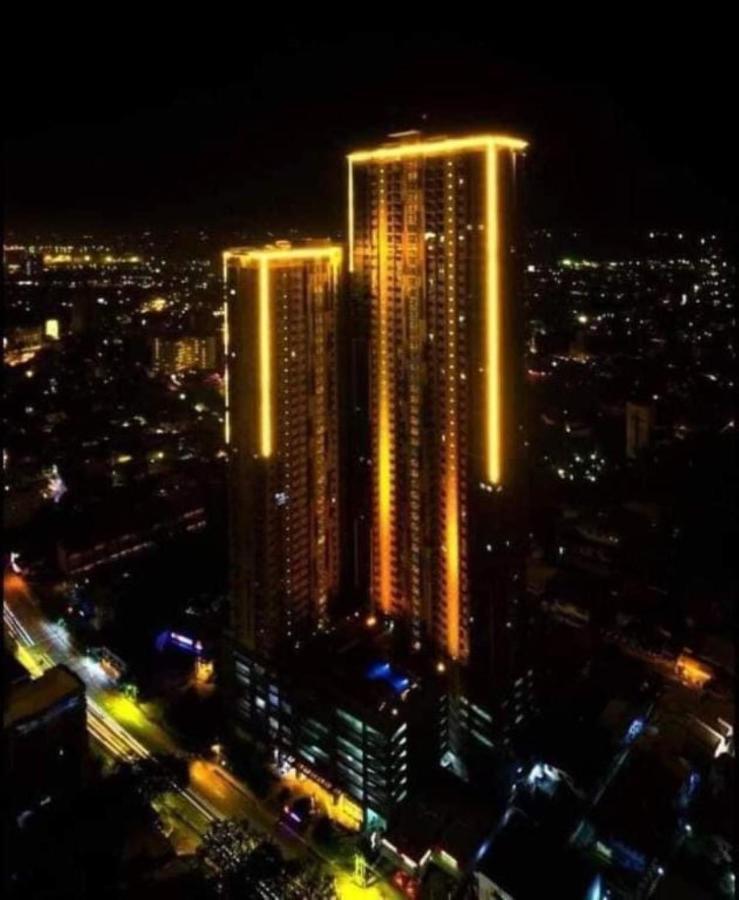 Horizon 101 A2 Shortwalk Robinson Mall Mango Square Bar Apartment Cebu Bagian luar foto