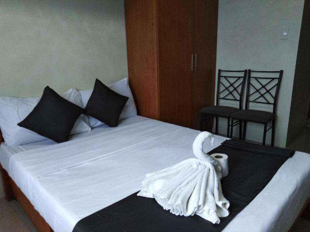 Horizon 101 A2 Shortwalk Robinson Mall Mango Square Bar Apartment Cebu Bagian luar foto